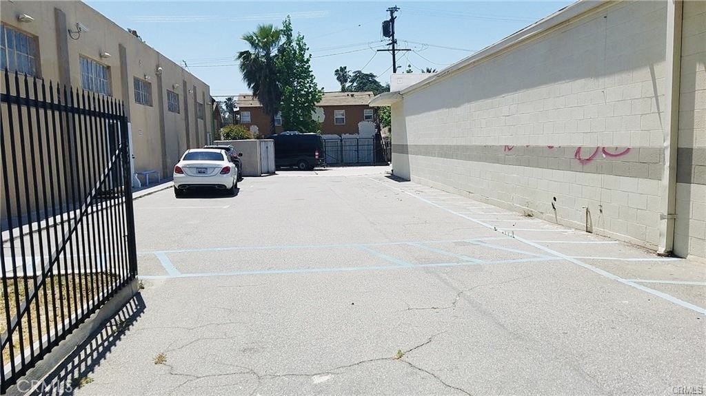 431 W Highland Avenue