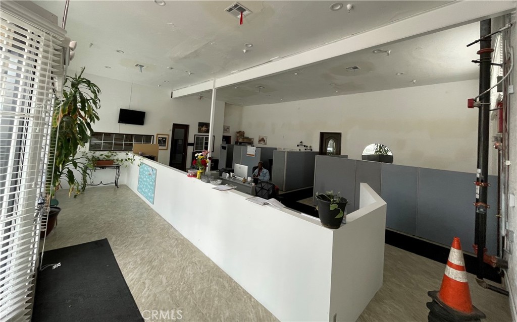 431 W Highland Avenue
