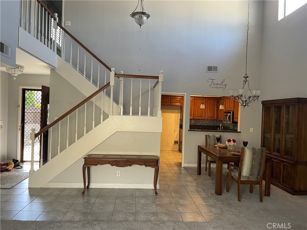 668 S San Antonio Drive