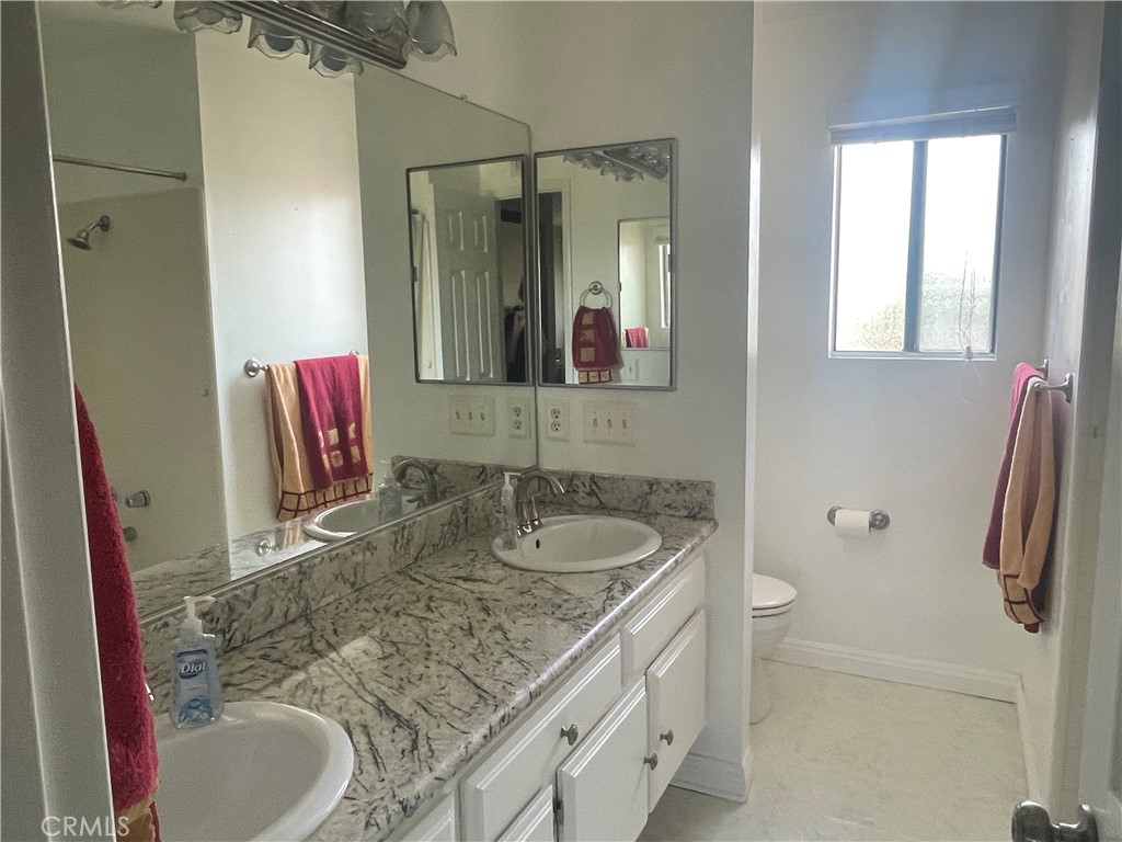 668 S San Antonio Drive