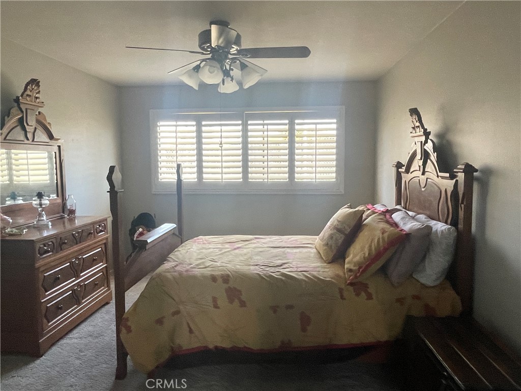 668 S San Antonio Drive