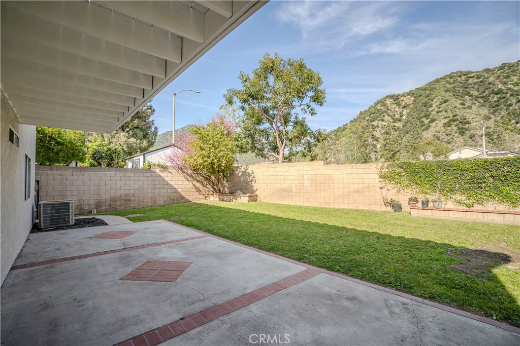 1856 Mirador Drive