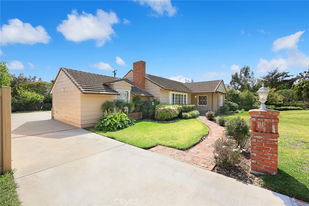 466 Oxford Drive