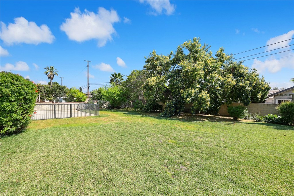 466 Oxford Drive