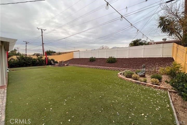 13042 Chestnut Avenue