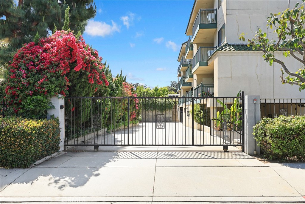 321 N Orange Avenue 310