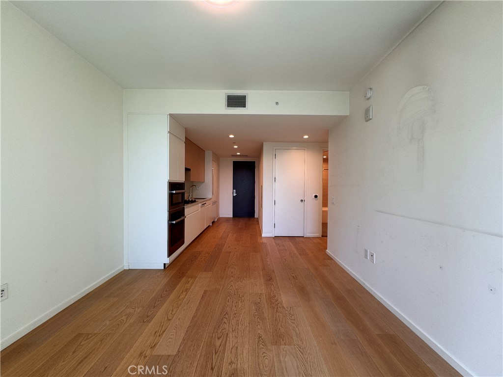 877 Francisco Street 2803