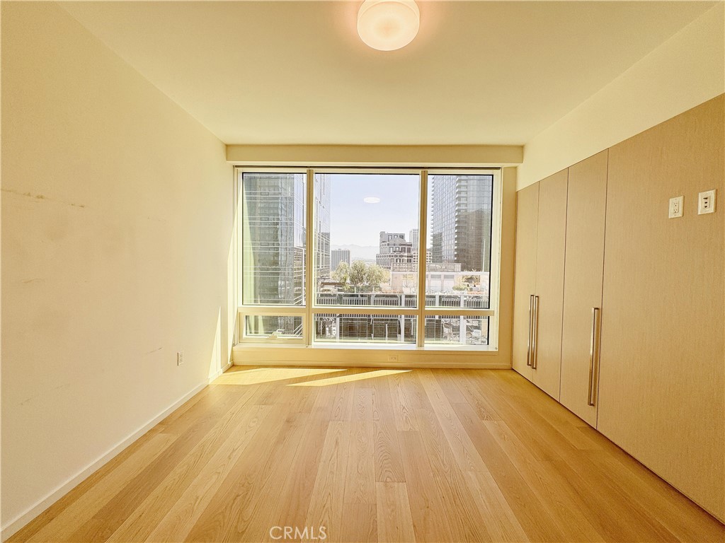 877 Francisco Street 2803