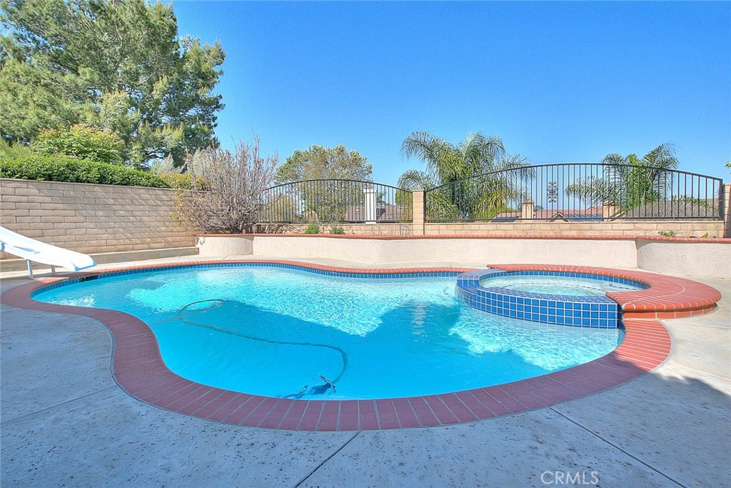 18087 Conestoga Lane