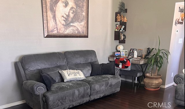 905 S Indian Summer Avenue