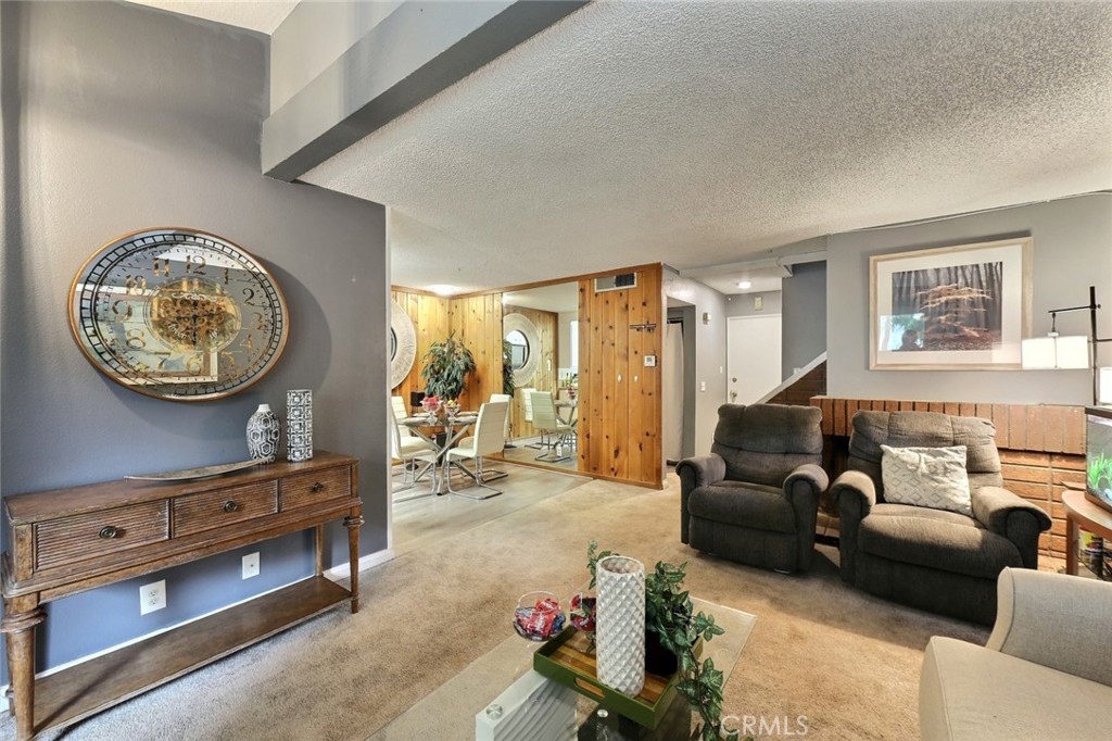 3533 Eucalyptus Street