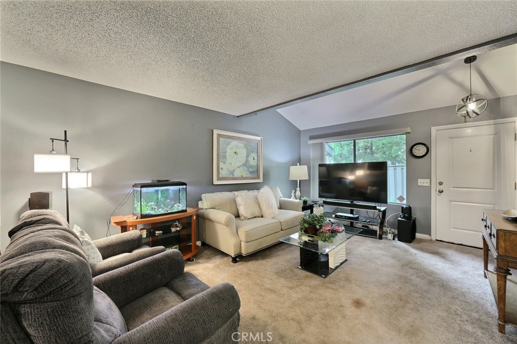 3533 Eucalyptus Street