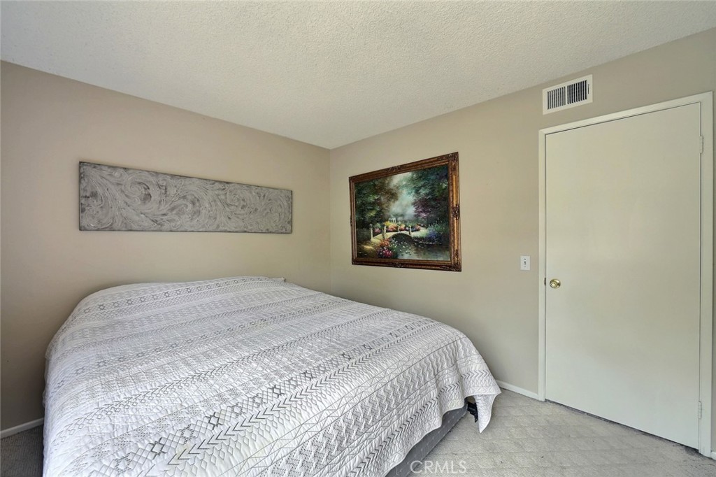 3533 Eucalyptus Street