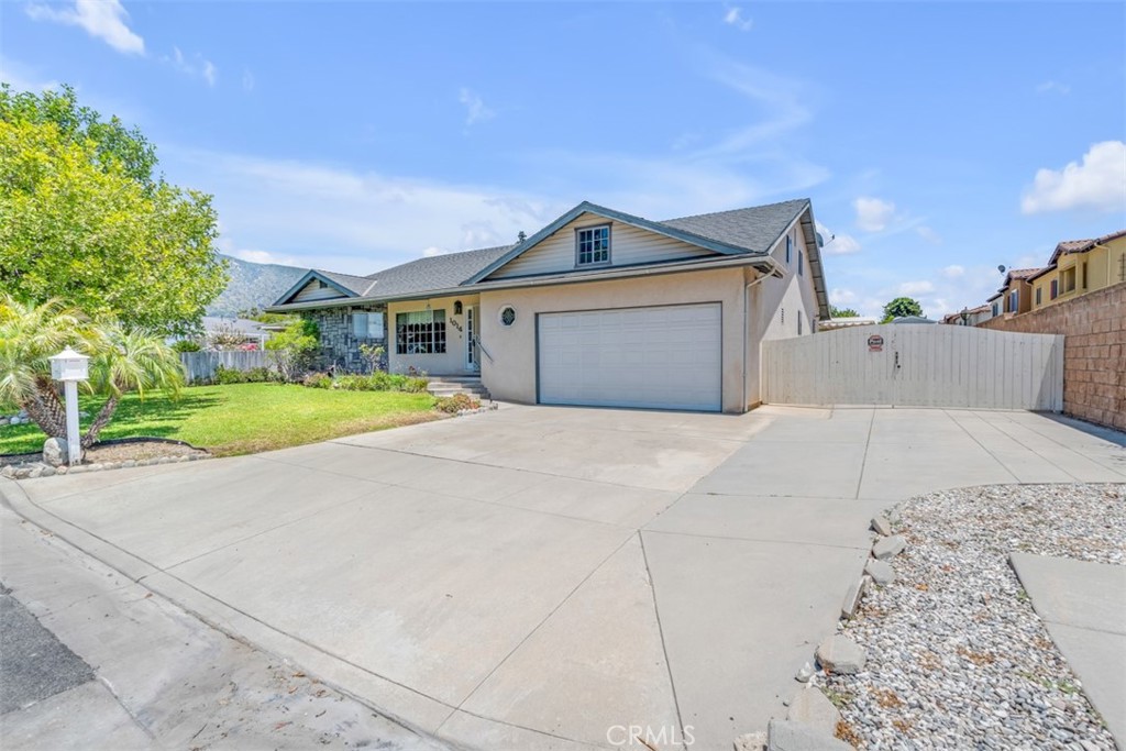 1014 Livermont Lane
