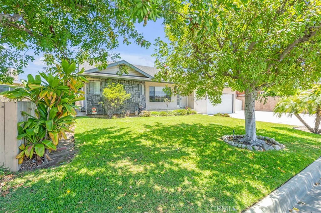 1014 Livermont Lane