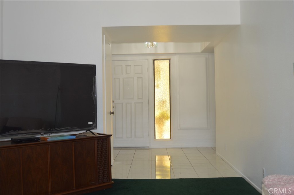 1404 Lemonwood Drive W