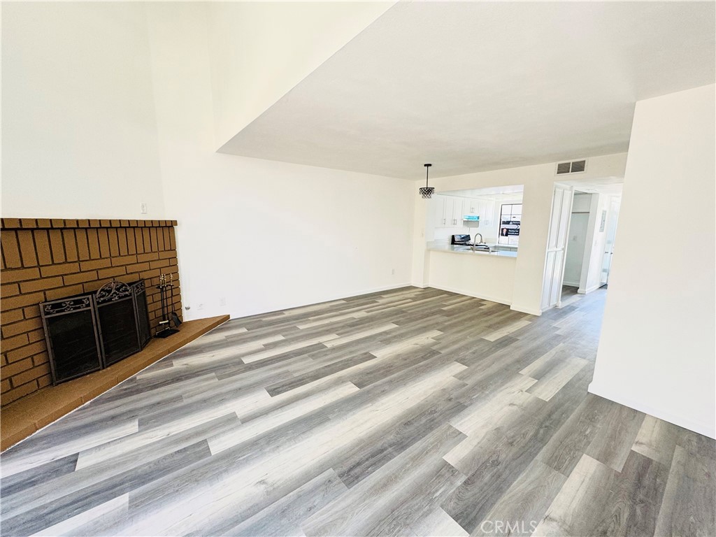 1012 S Mountain Avenue