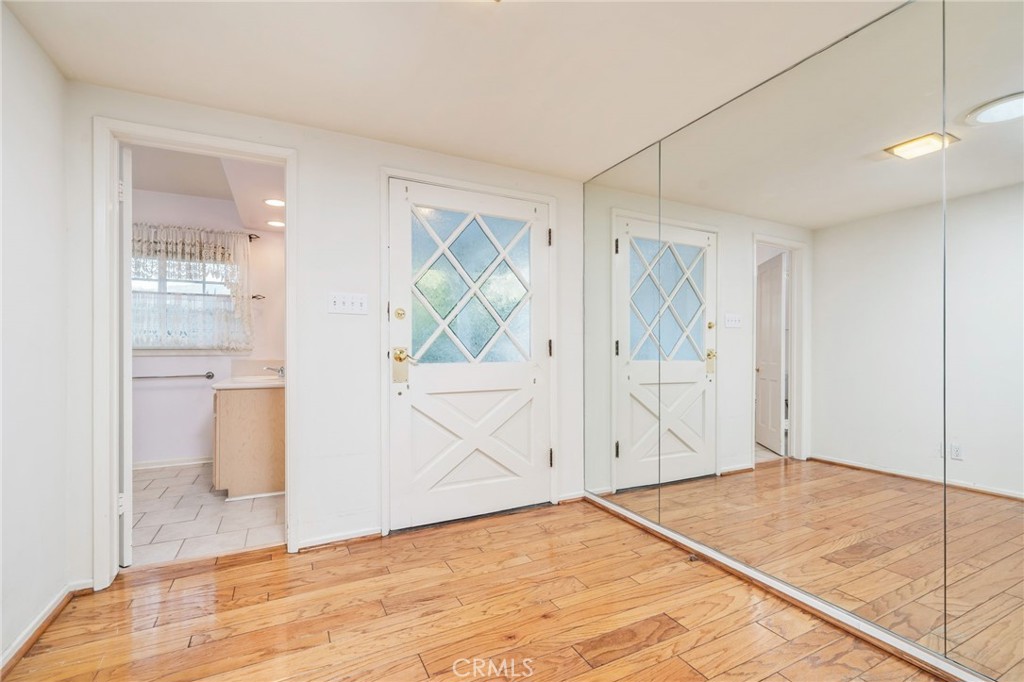 2220 Country Club Drive