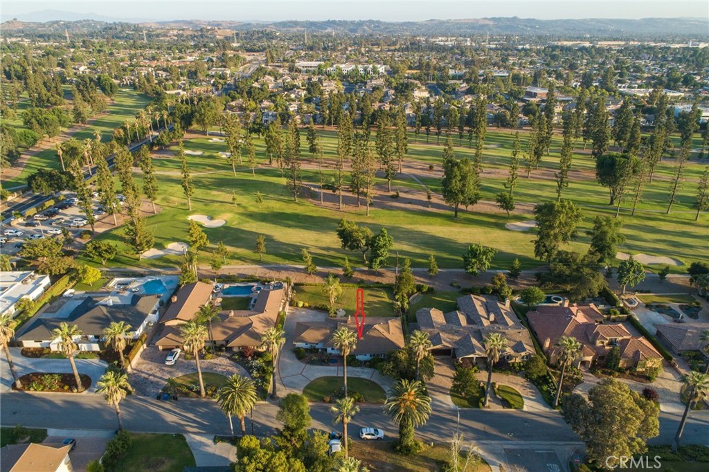 2220 Country Club Drive