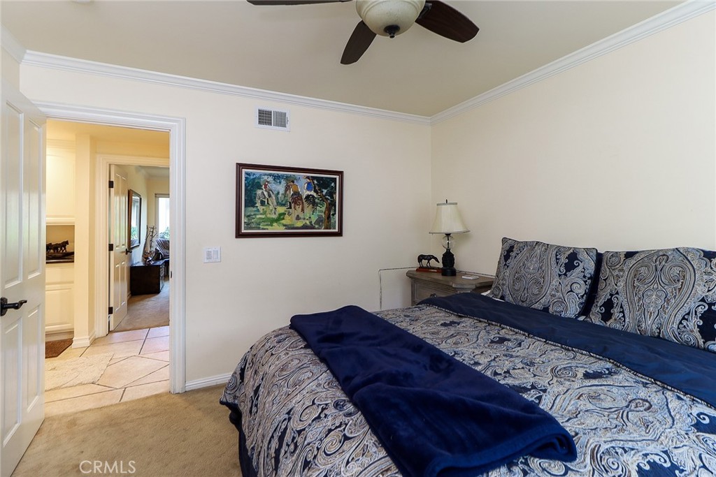 1424 N San Dimas Avenue