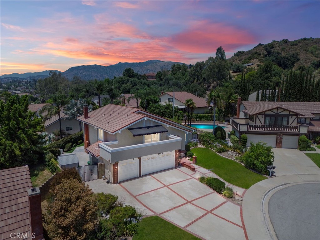 4765 Valle Verde Court