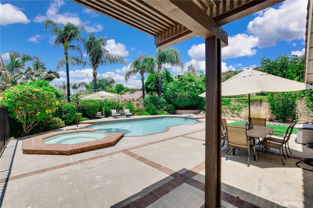 4765 Valle Verde Court