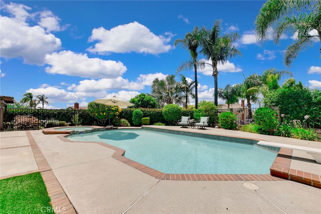 4765 Valle Verde Court