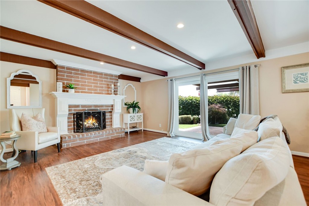 4765 Valle Verde Court