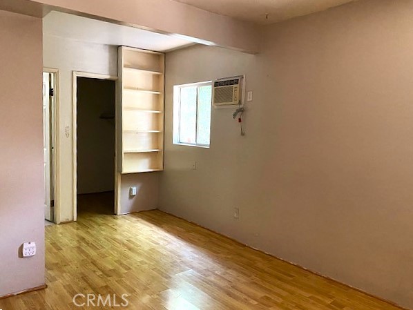 5022 La Madera Avenue