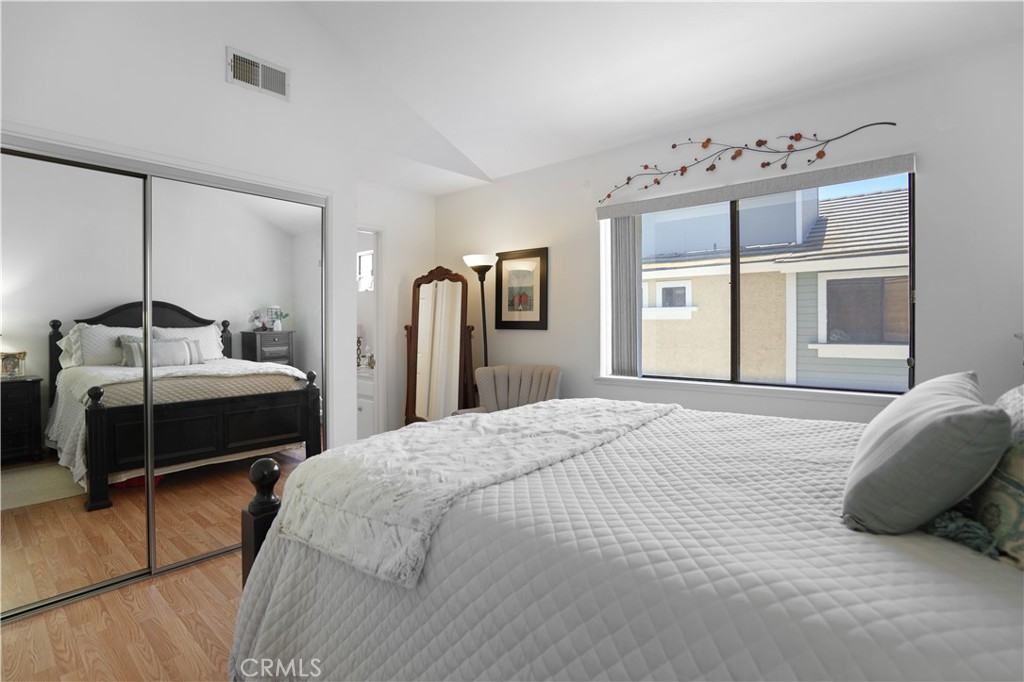 1814 Huntington Drive 4