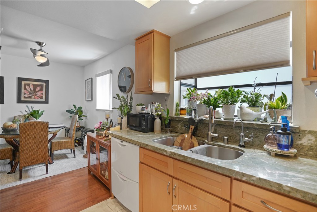 1814 Huntington Drive 4