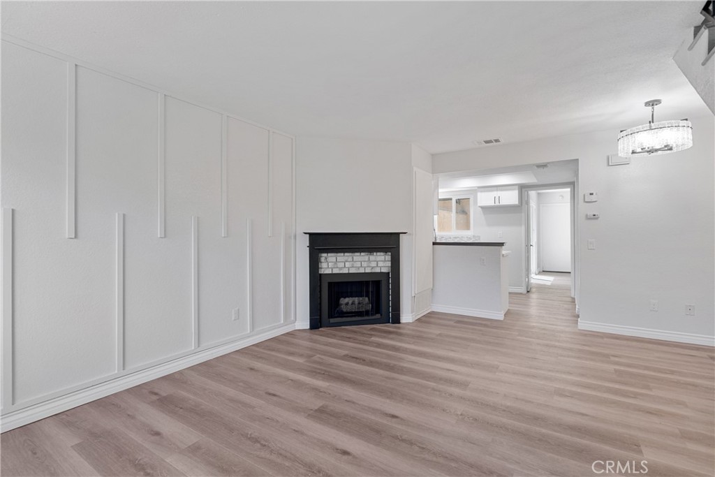 521 W 9th Street