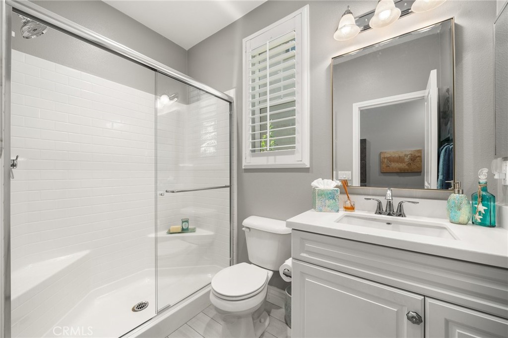 4042 S Cloverdale Way