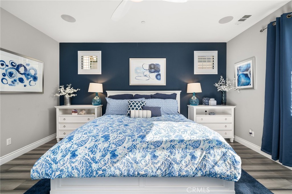 4042 S Cloverdale Way