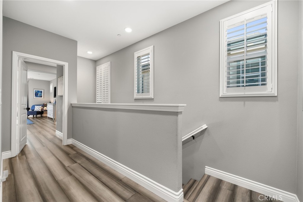 4042 S Cloverdale Way