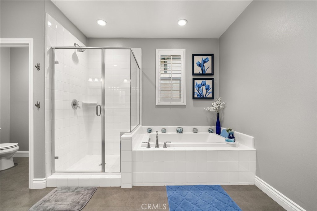 4042 S Cloverdale Way