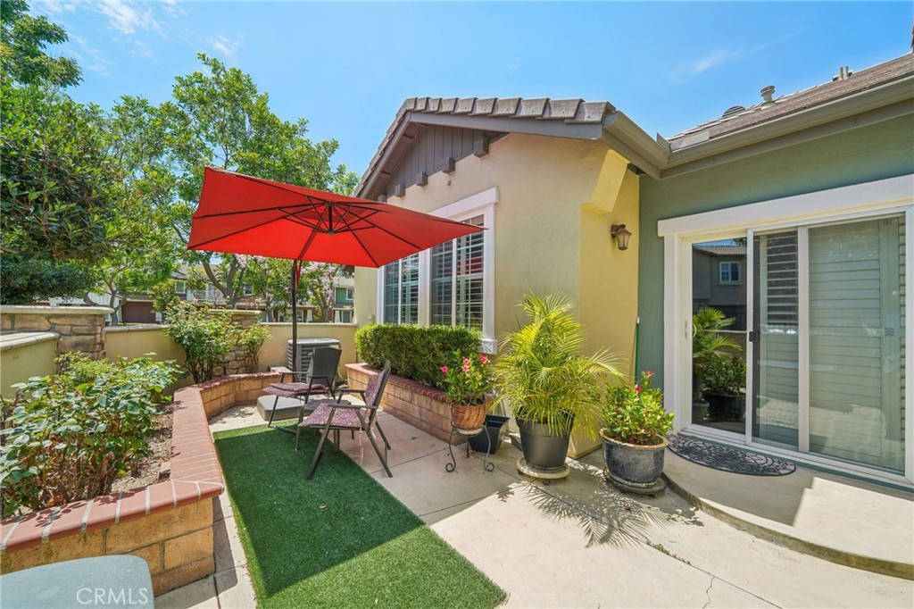 15813 Mcintosh Avenue