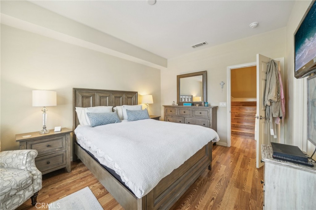 15813 Mcintosh Avenue