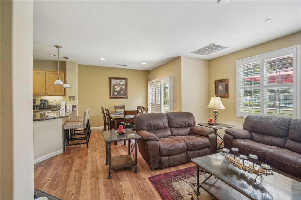 15813 Mcintosh Avenue