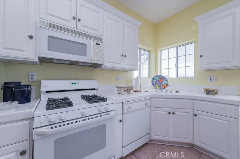 20006 E Skyline Drive