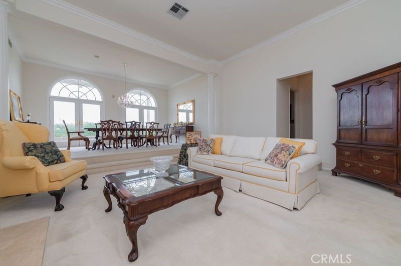 20006 E Skyline Drive