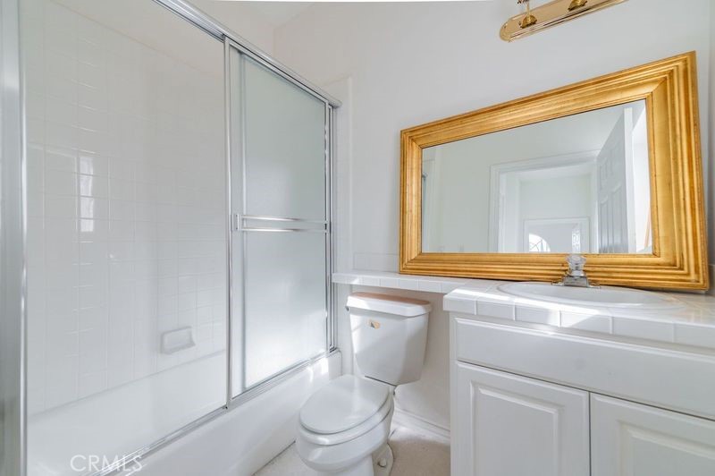 20006 E Skyline Drive