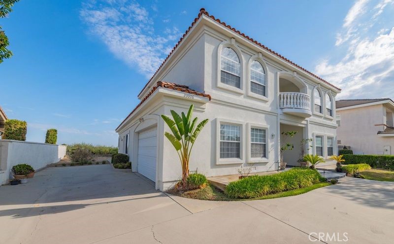 20006 E Skyline Drive