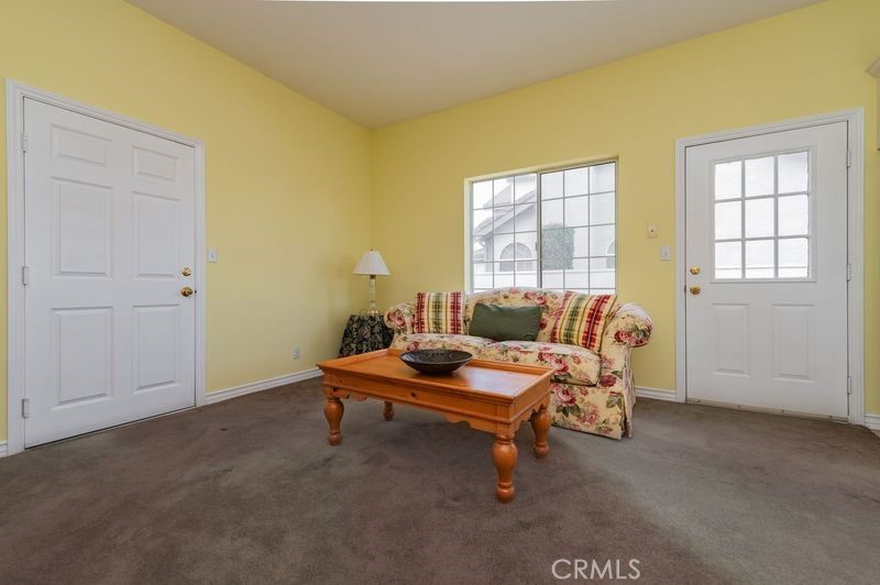 20006 E Skyline Drive