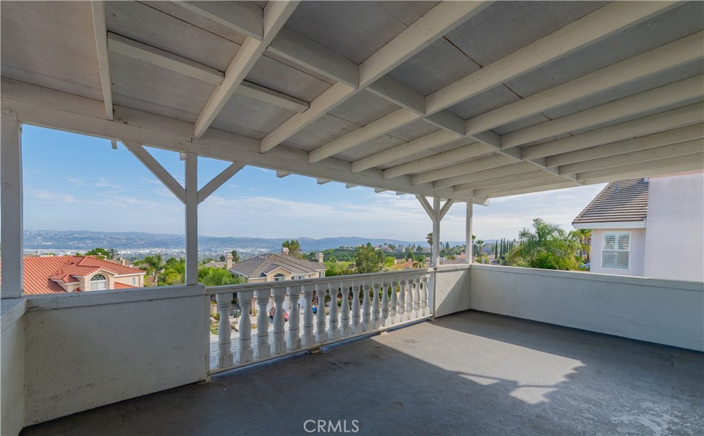 20006 E Skyline Drive