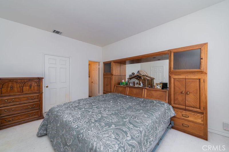 20006 E Skyline Drive