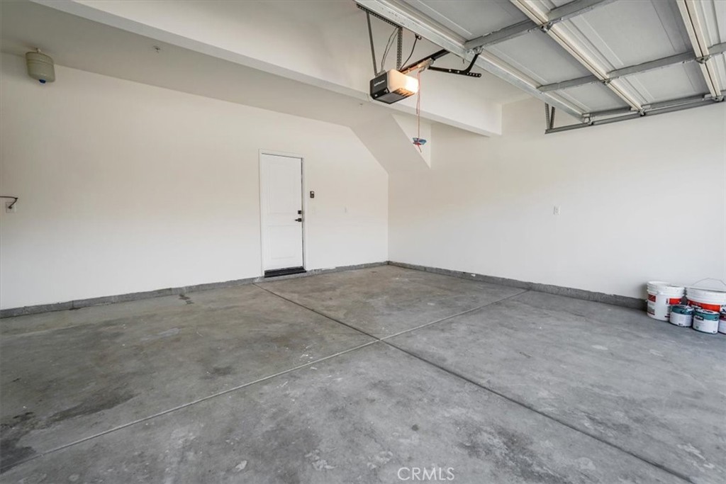 11086 Green Meadows Lane