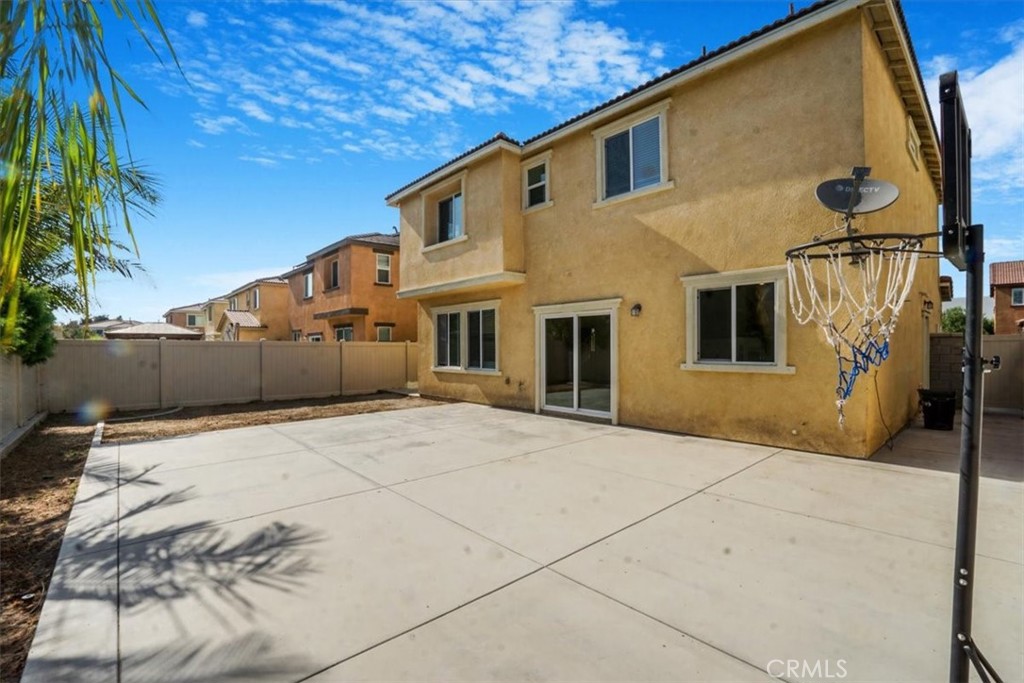 11086 Green Meadows Lane