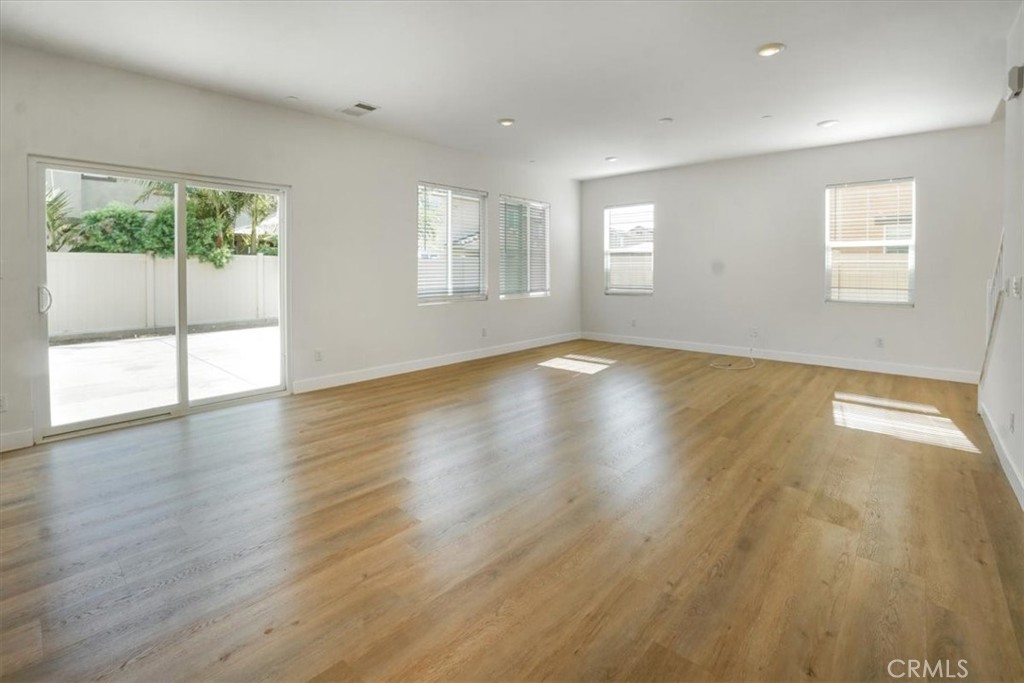11086 Green Meadows Lane