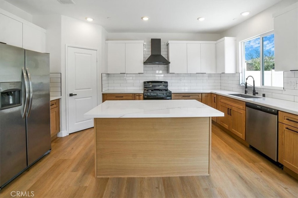 11086 Green Meadows Lane